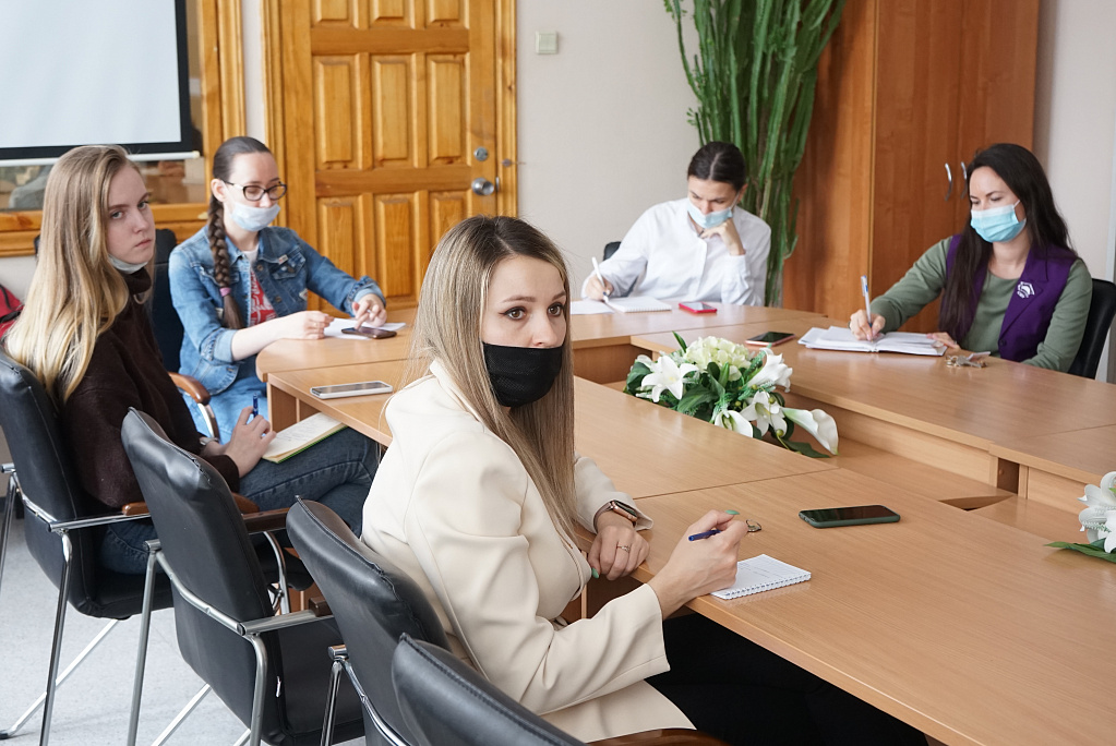 В АлтГПУ в рамках проекта "Институт наставничества" состоялось очередное заседание Совета молодых ученых