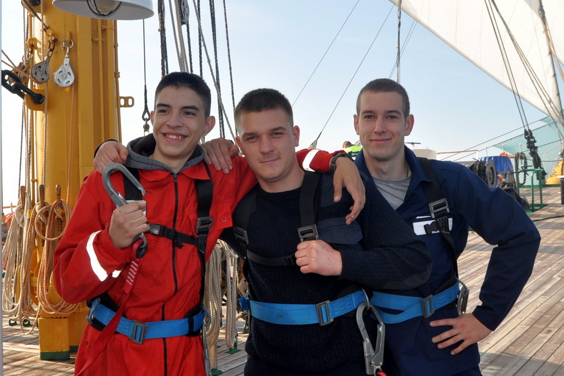 Тугие паруса: Студенты СевГУ прошли от Севастополя до Темрюка на «Херсонесе»