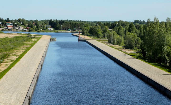 На Топорнинском канале реконструируют шлюз № 2