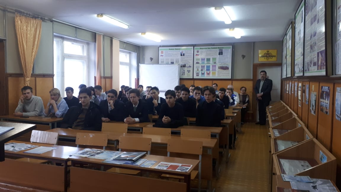 В Башкирии росгвардейцы провели урок Мужества для школьников