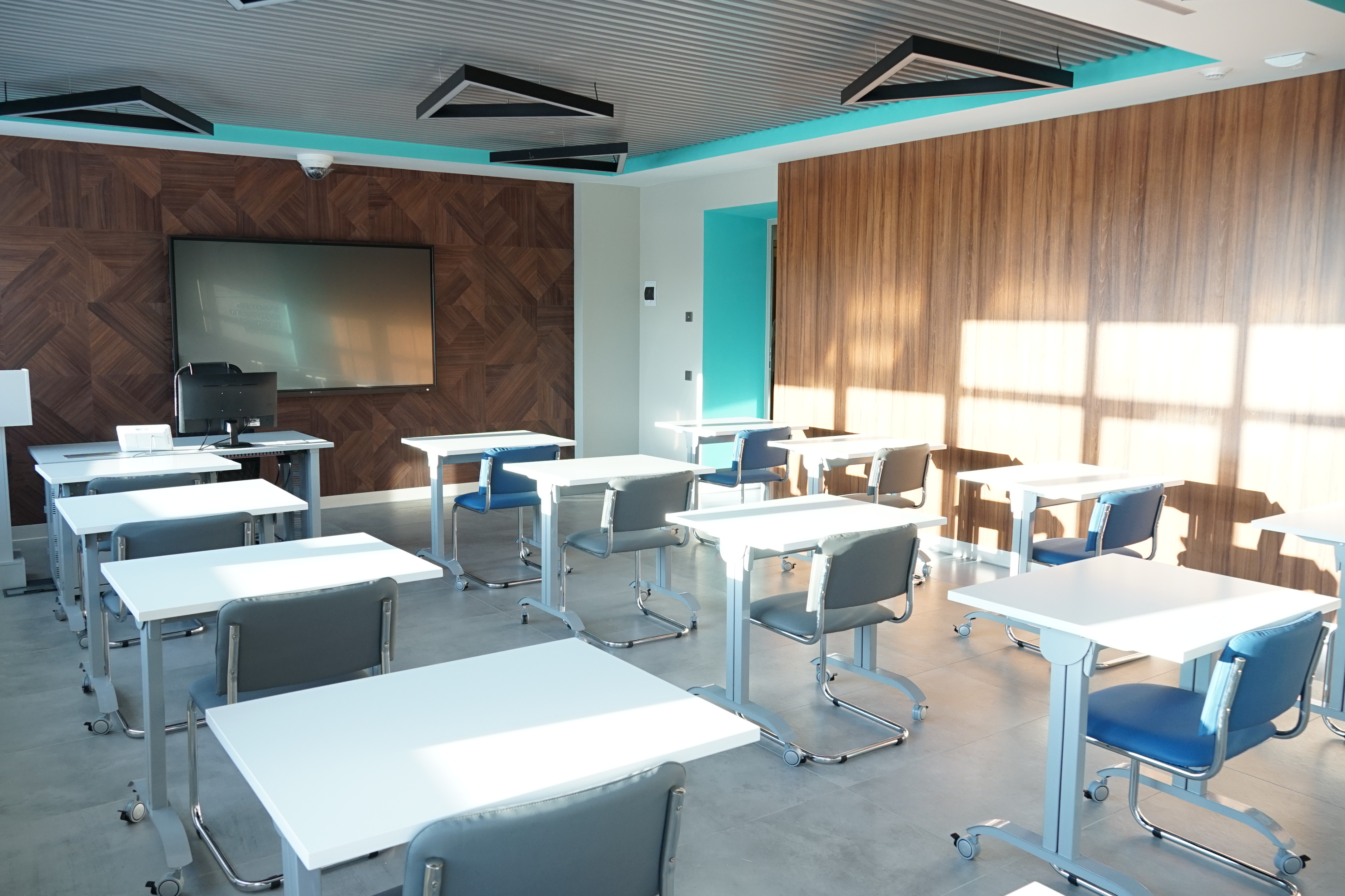 Центр проведения демонстрационного экзамена открыли в Алтайском государственном педагогическом университете 
