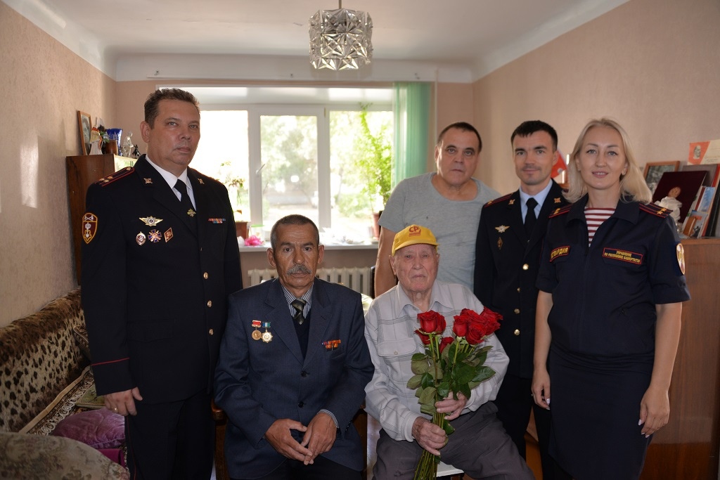 В Башкирии свой 95-летний юбилей отметил ветеран Росгвардии