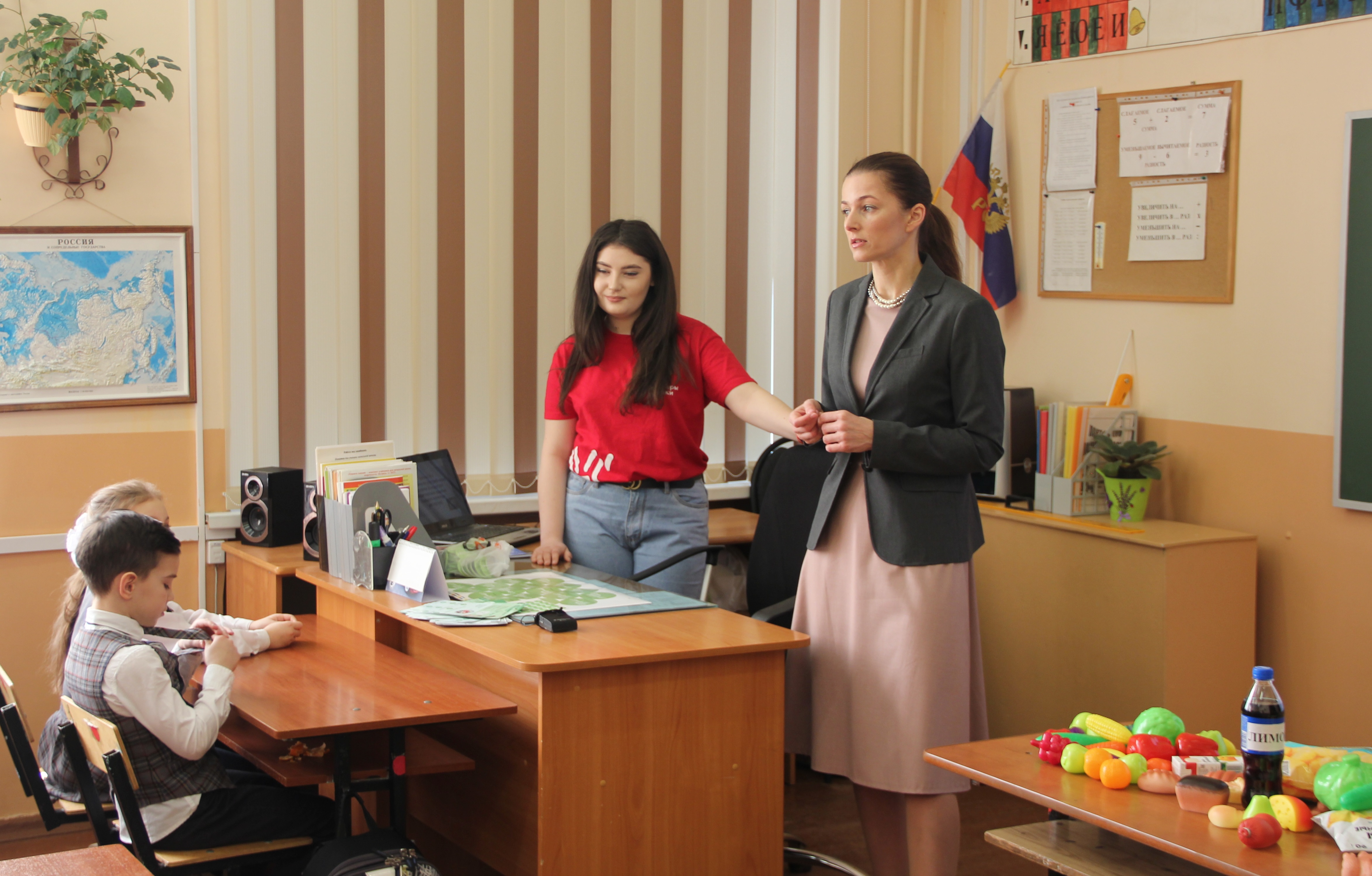 Министр здравоохранения Новгородской области Антонина Саволюк рассказала новгородским школьникам о правильном питании