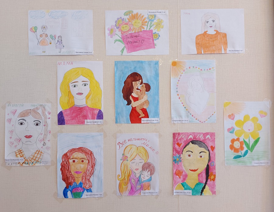 В Башкирии росгвардейцы организовали выставку детских рисунков, посвященную Дню матери