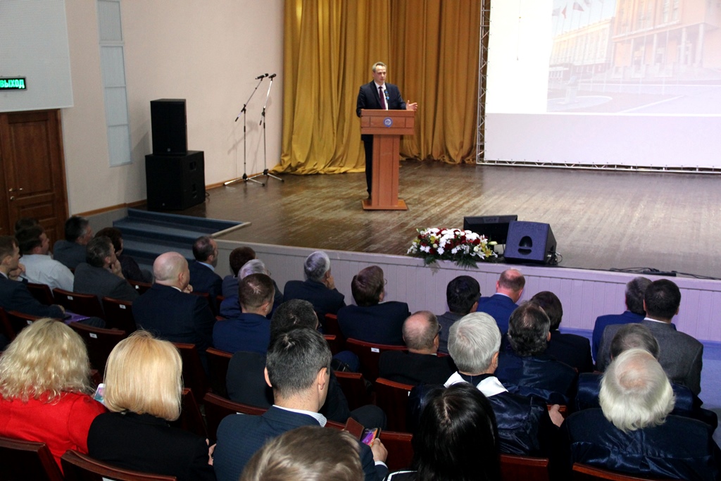 В АлтГУ состоялось торжественное заседание Ученого совета