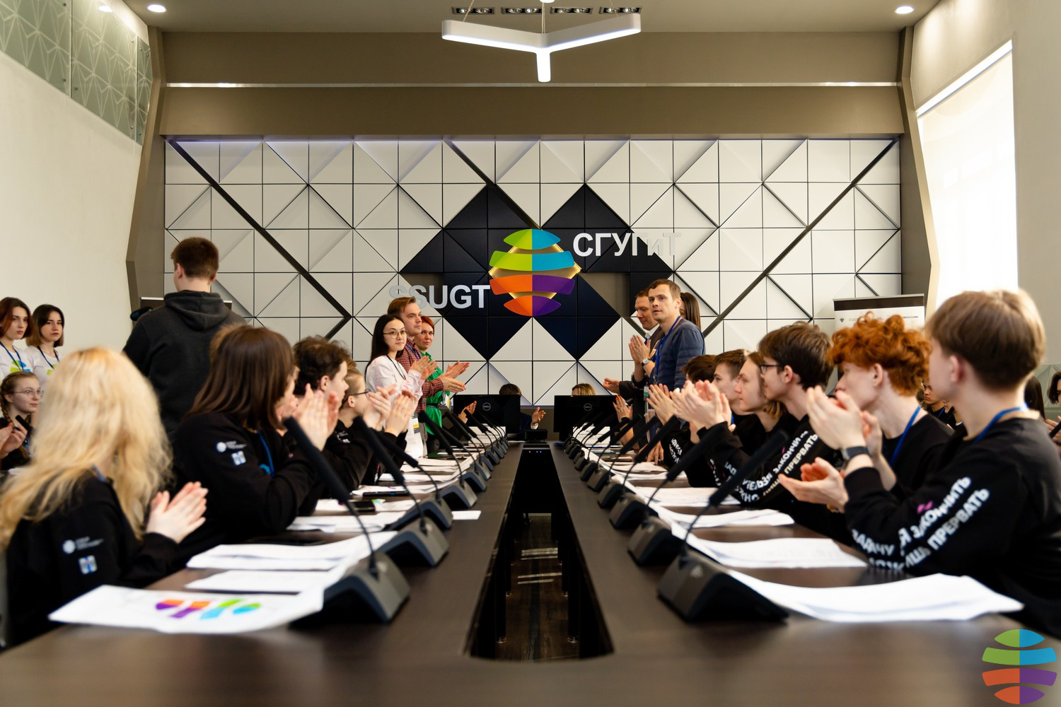 Финалисты Национальной технологической олимпиады предложили решения по развитию районов Новосибирска