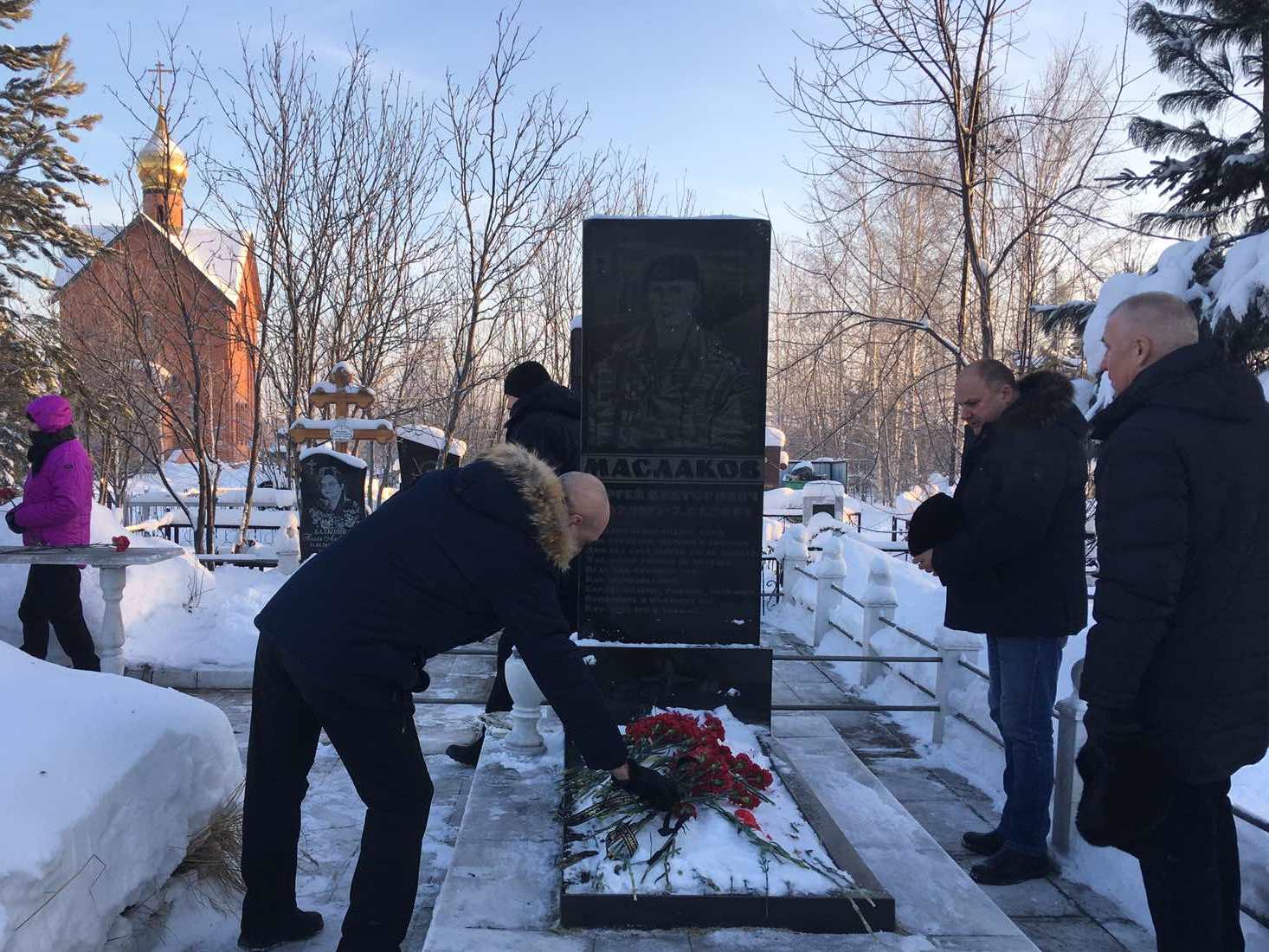 В нижневартовском ОМОН Росгвардии почтили память погибшего боевого товарища