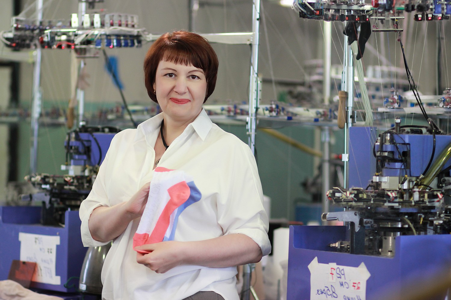  ООО «Владивостокская фабрика «Эвернит» — успешная, широко известная на Дальнем Востоке компания, прочно удерживающая ведущие позиции на рынке производства и продажи носочно-чулочных изделий 
