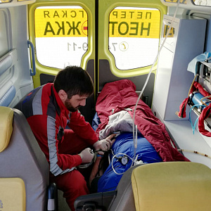 «Петербургская Неотложка» выполнила медицинскую эвакуацию пациента в Литву