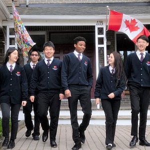 Бесплатный вебинар "Как поступить в топовый вуз через школу Канады" 26 апреля 2022